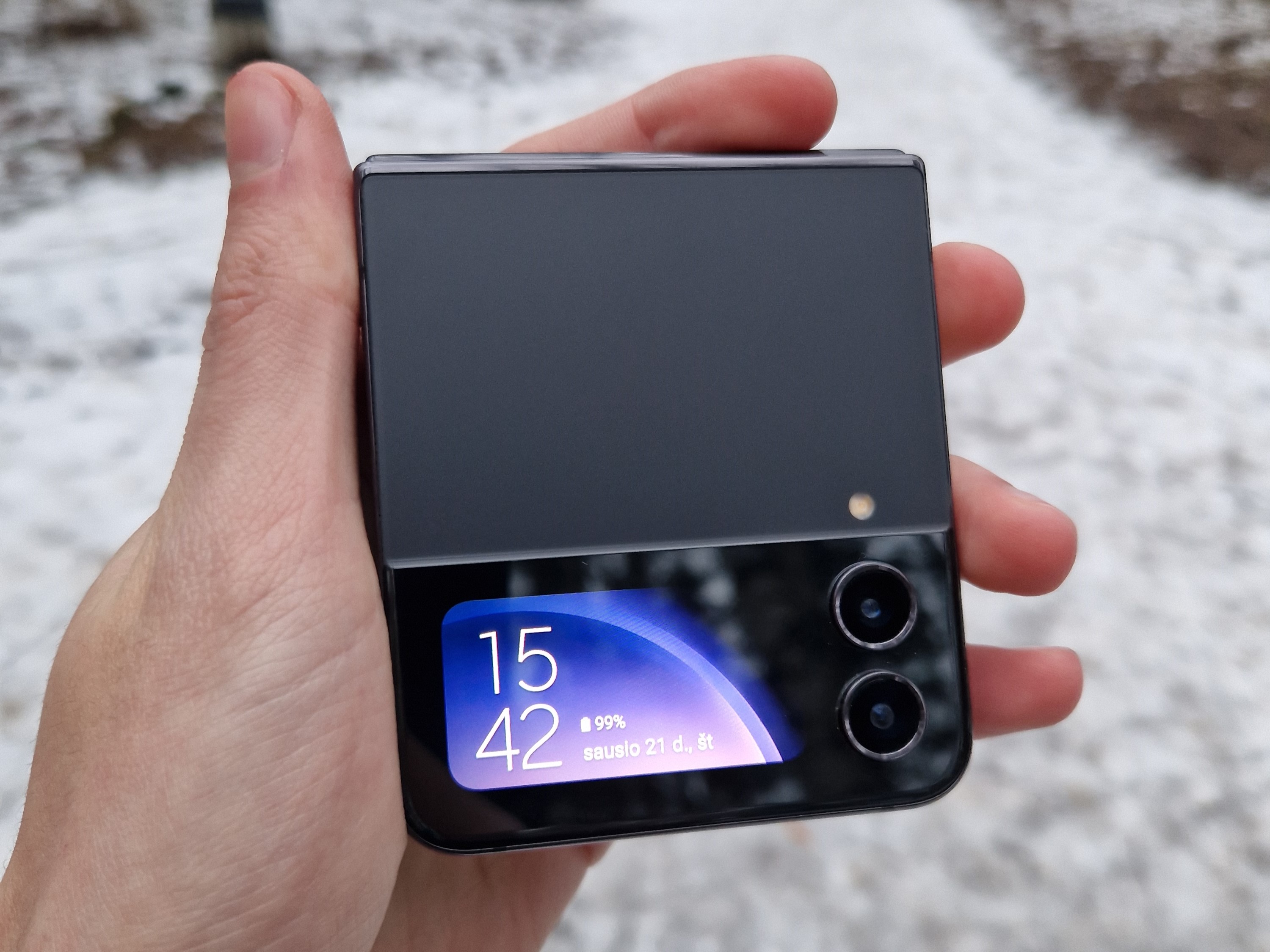 Galaxy Flip4