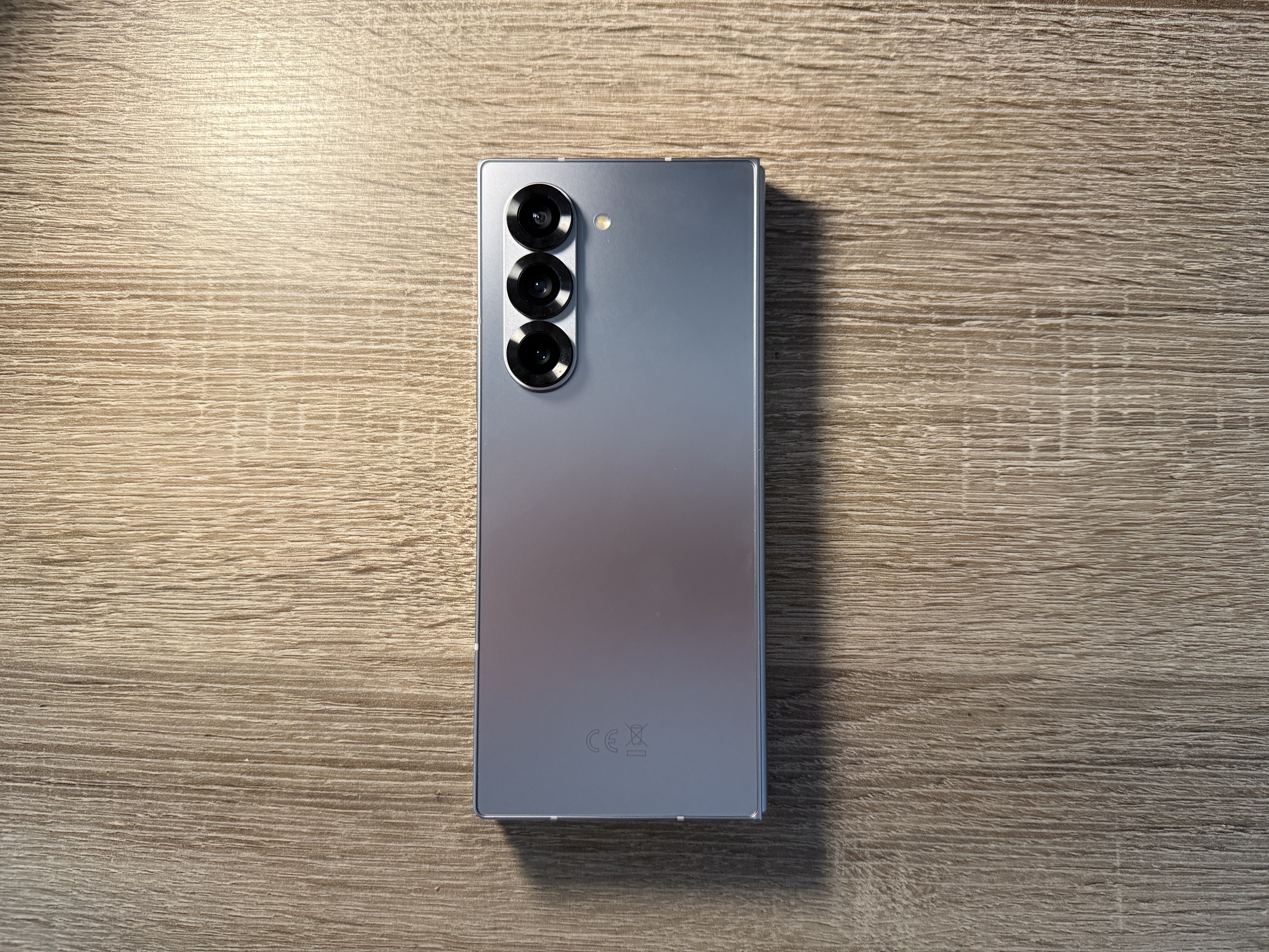 Galaxy Fold6 lankstas